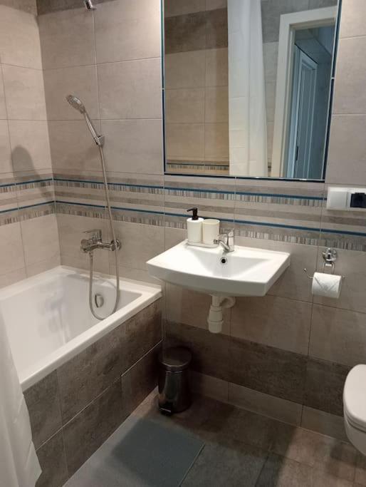 Apartament Queen 马尔堡 外观 照片